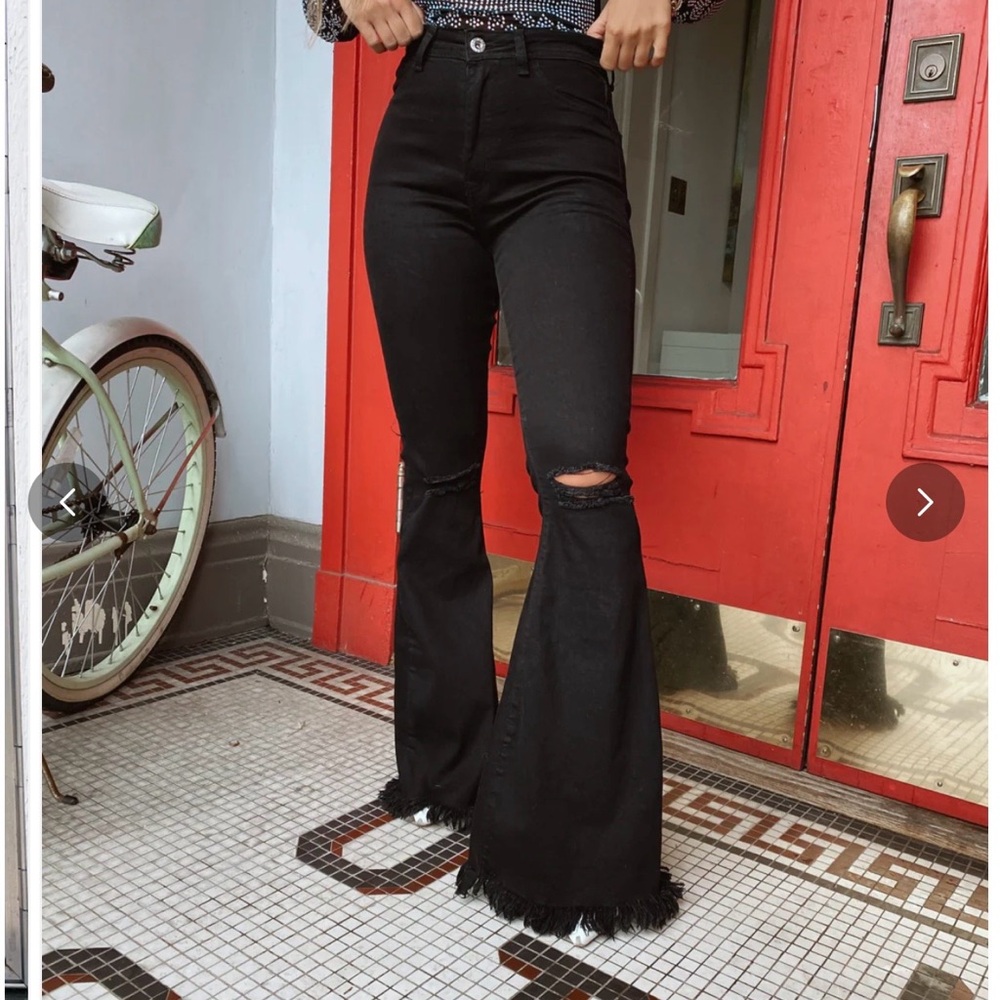 Black Flared Women Jeans